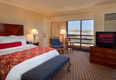 Photo of guest room at Marina del Rey Marriott